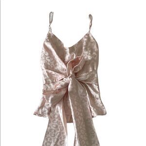 peachpuff leopard print t silk bow top pink baby pink size medium C64